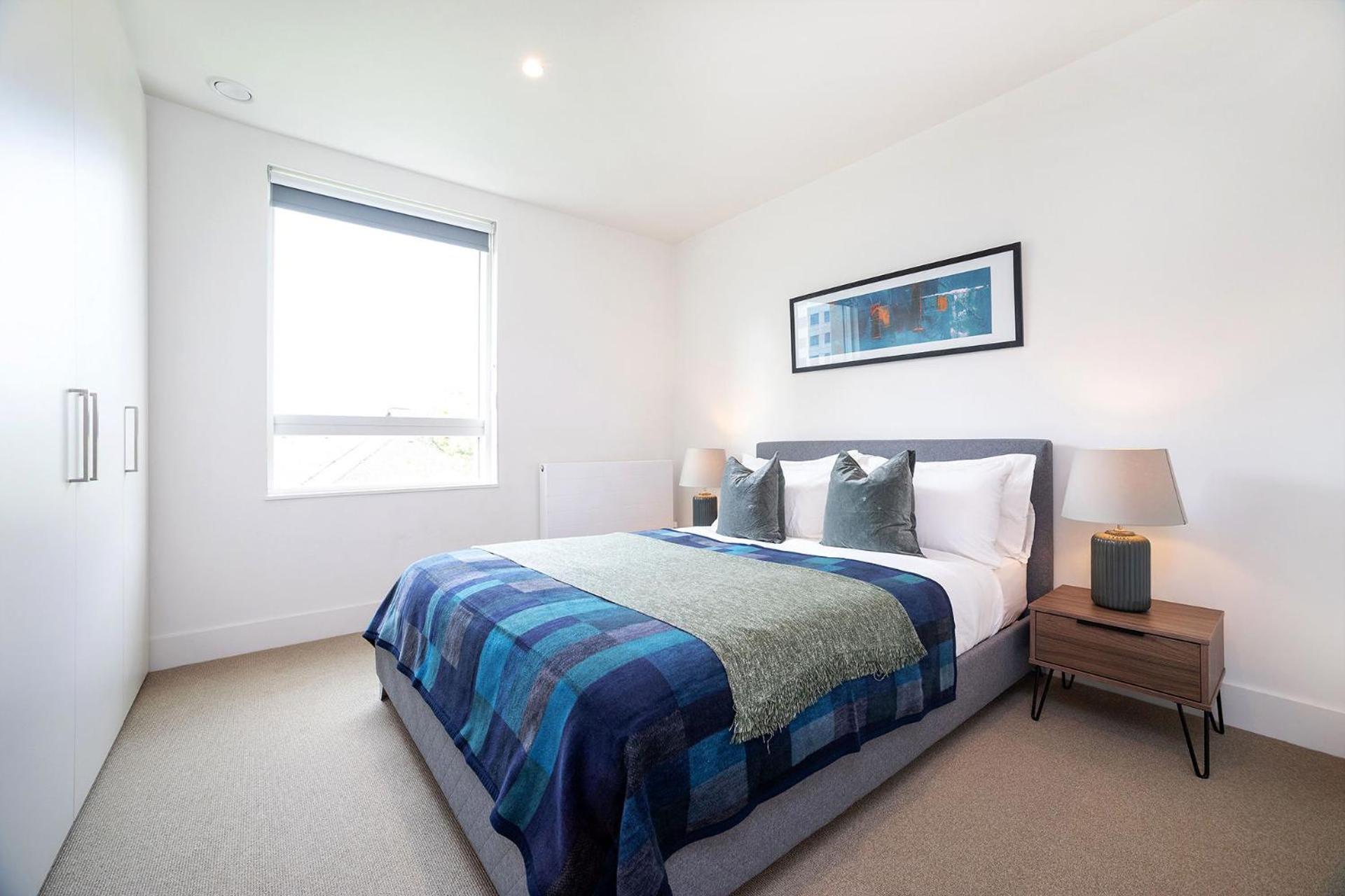 Modern, Stylish, Canalside Penthouse Next To Wembley Stadium! Appartamento